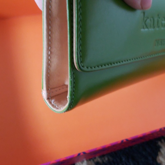 Kate Spade Green Wallet - Picture 6 of 7